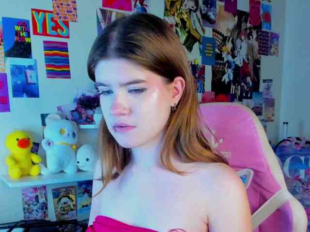 AngelinaLing webcam