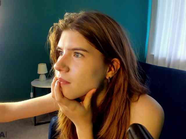 AngelinaLing webcam