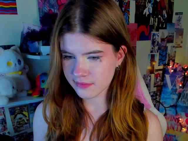 AngelinaLing webcam