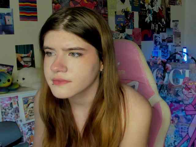 AngelinaLing webcam