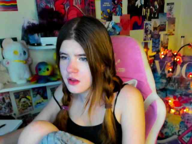 AngelinaLing webcam