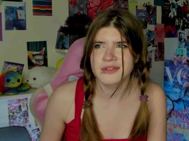 AngelinaLing webcam