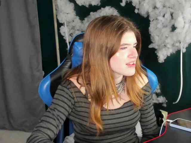 AngelinaLing webcam