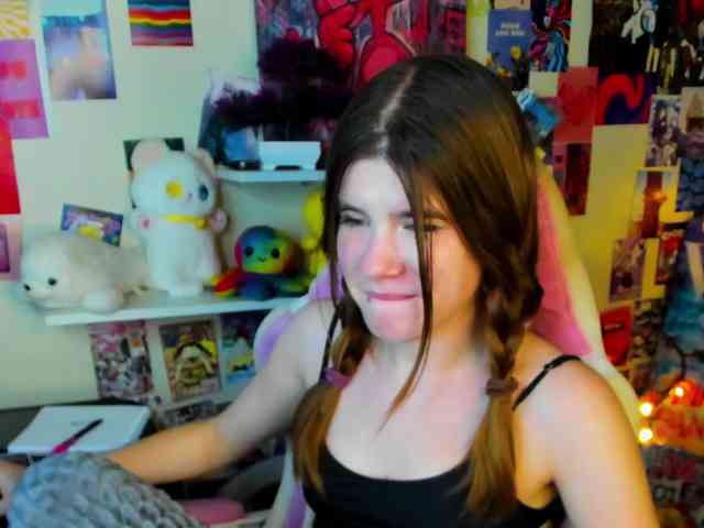 AngelinaLing webcam