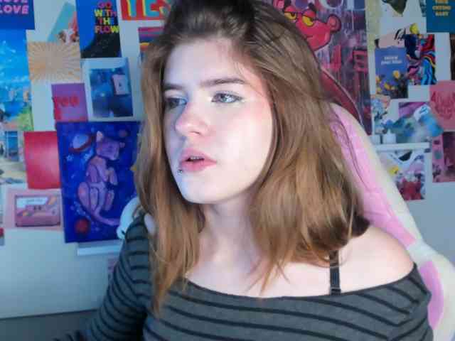 AngelinaLing webcam