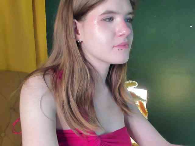 AngelinaLing webcam