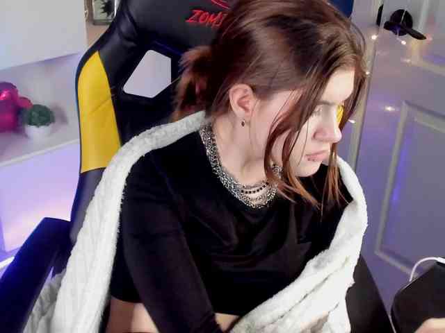 AngelinaLing webcam