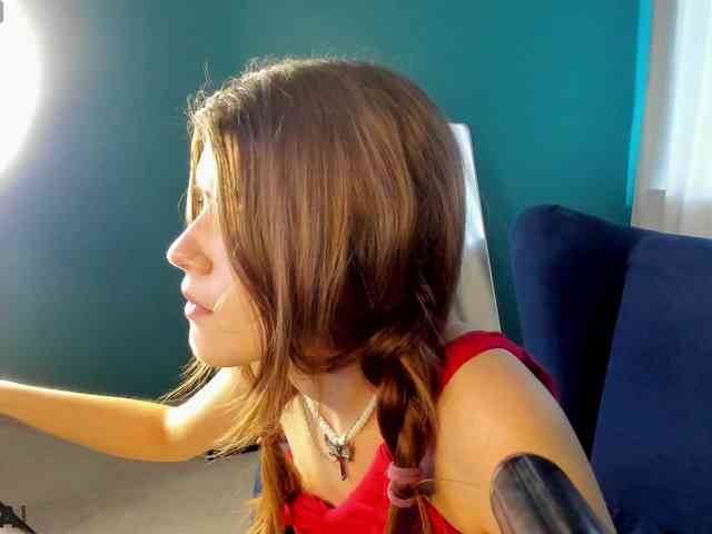 AngelinaLing webcam