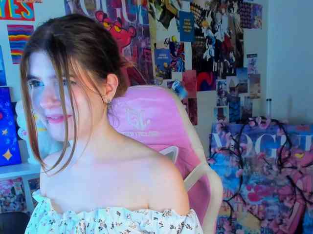 AngelinaLing webcam