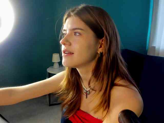 AngelinaLing webcam
