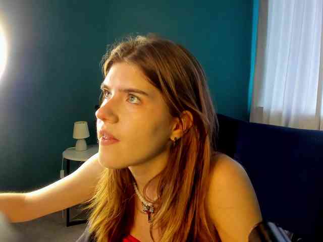 AngelinaLing webcam