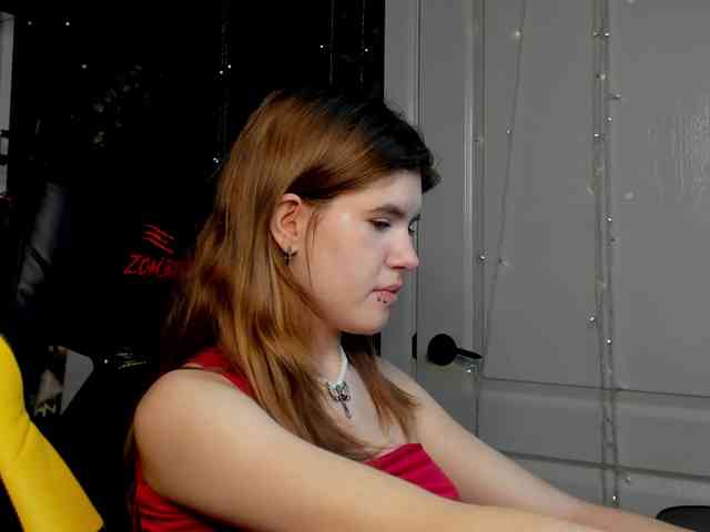 AngelinaLing webcam