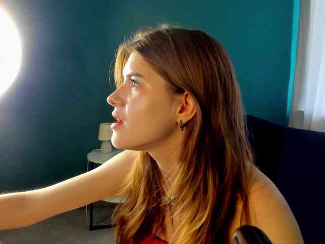 AngelinaLing webcam
