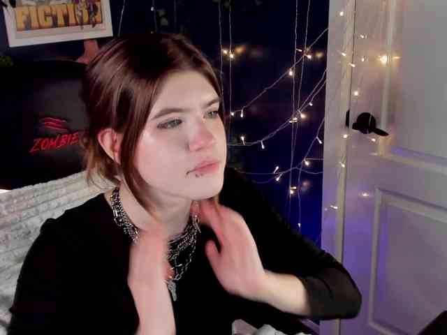 AngelinaLing