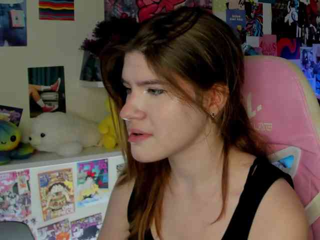 AngelinaLing webcam