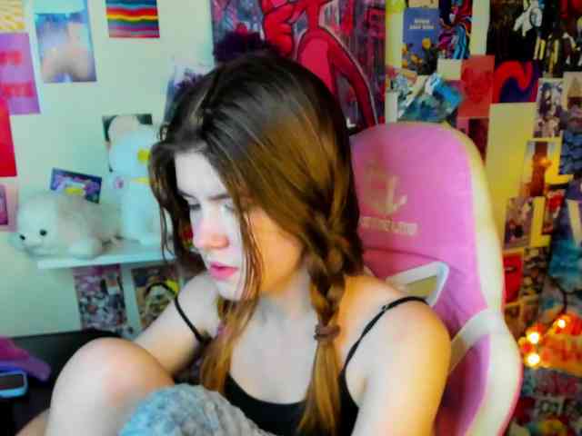 AngelinaLing webcam