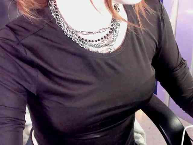 AngelinaLing webcam