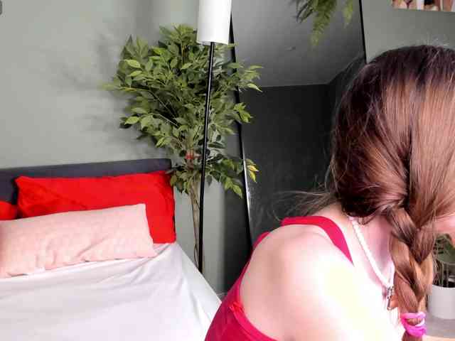 AngelinaLing webcam