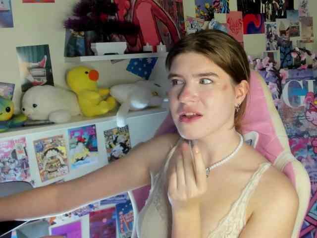 AngelinaLing webcam