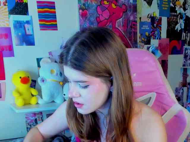 AngelinaLing webcam