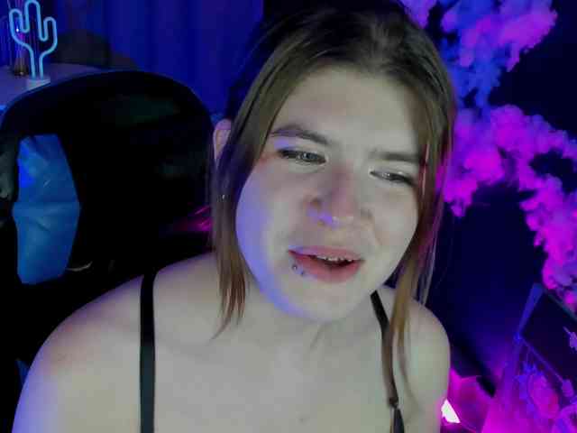 AngelinaLing webcam