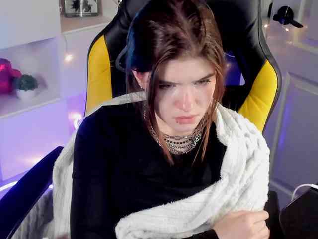 AngelinaLing webcam
