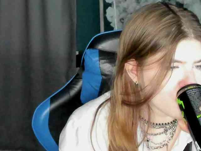AngelinaLing webcam