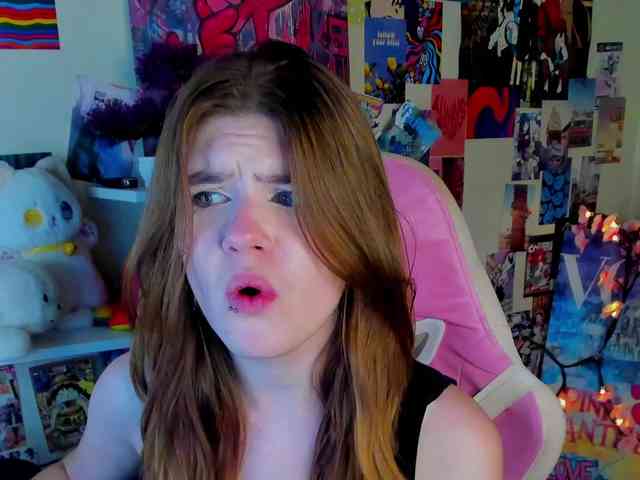 AngelinaLing webcam