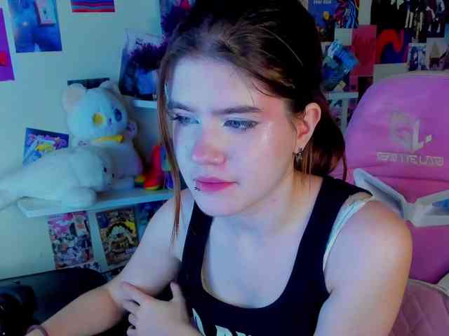 AngelinaLing webcam