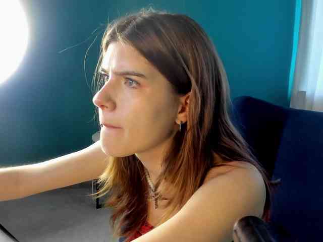 AngelinaLing webcam