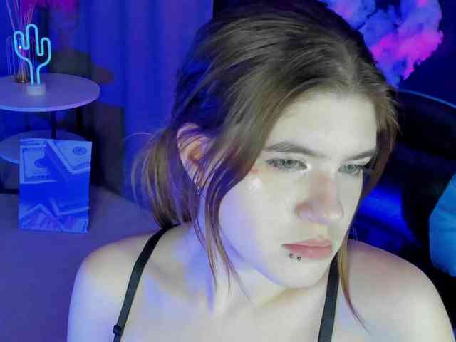 AngelinaLing