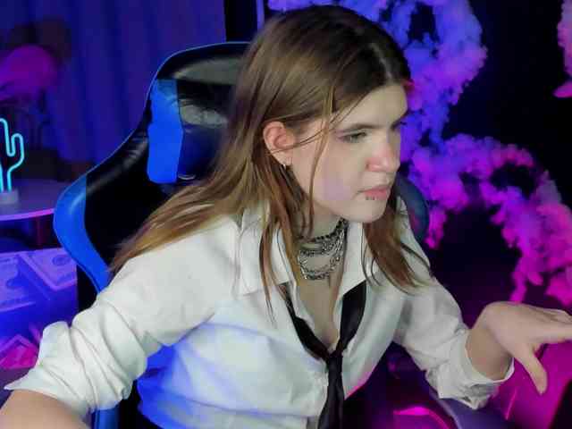 AngelinaLing webcam