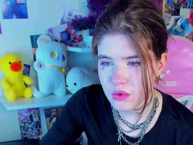 AngelinaLing webcam