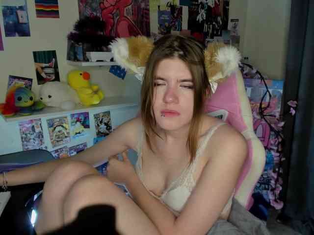 AngelinaLing webcam