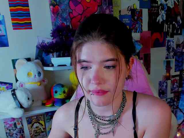 AngelinaLing webcam