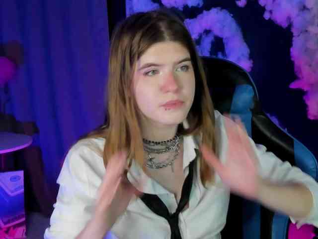 AngelinaLing webcam