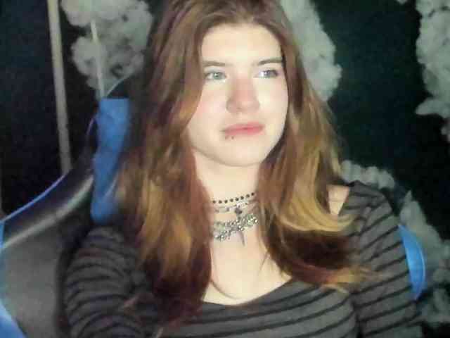 AngelinaLing webcam