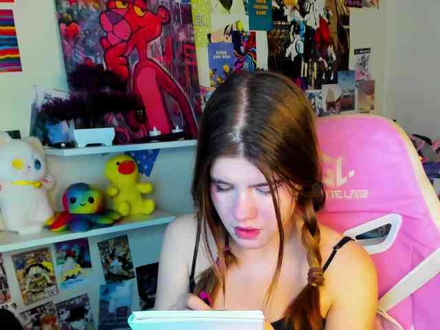 AngelinaLing webcam