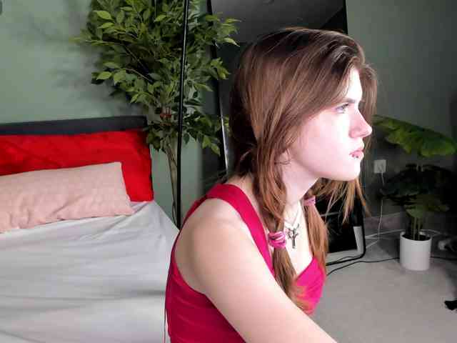 AngelinaLing webcam