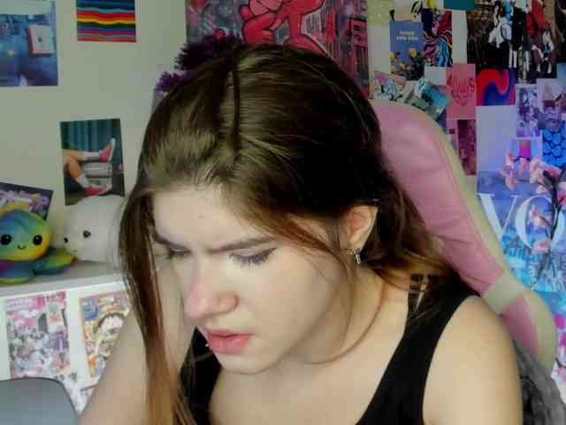 AngelinaLing webcam