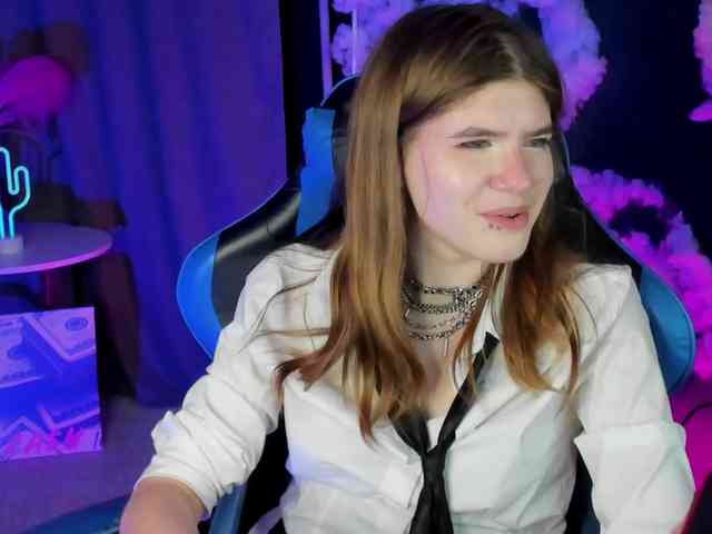 AngelinaLing webcam