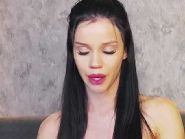 LunnaHayses live cam on BongaCams