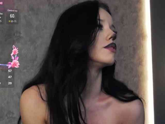 LunnaHayses's webcam live show