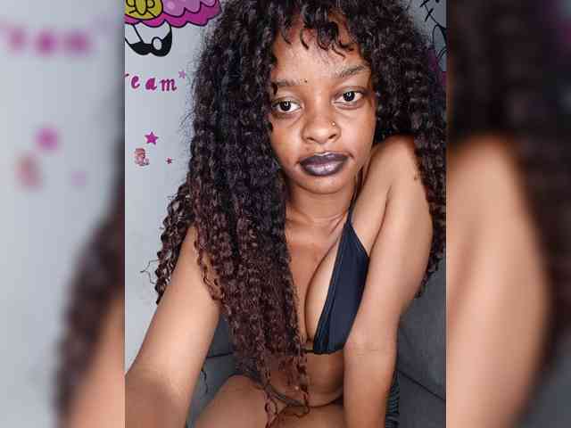 Model: Yadah