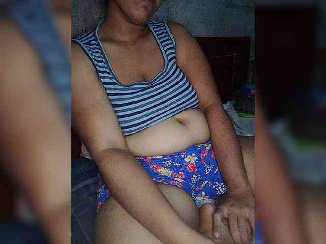 Rosebaby684 webcam
