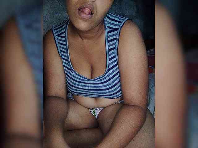 Rosebaby684 webcam