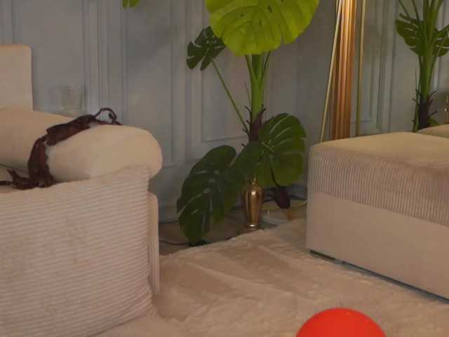 EmmaNoor live cam on BongaCams