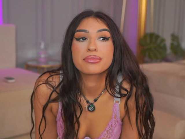 EmmaNoor live cam on BongaCams