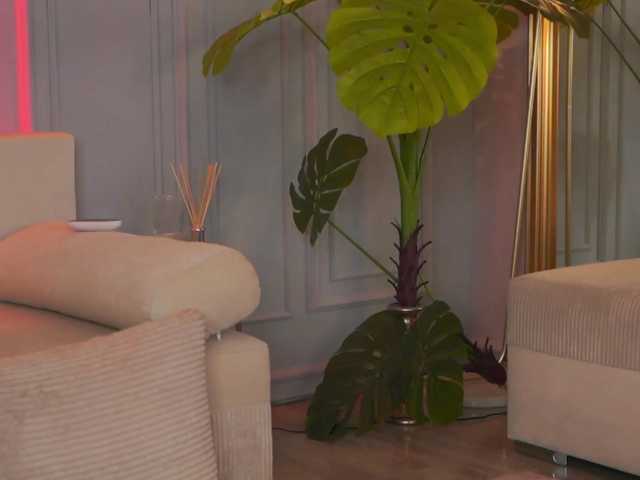 EmmaNoor live cam on BongaCams