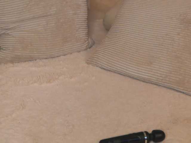 EmmaNoor live cam on BongaCams